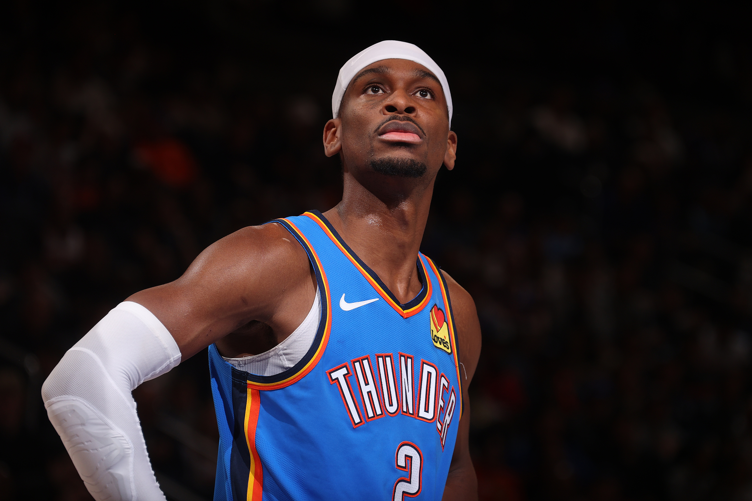 乐鱼体育官方平台-雷霆本赛季双杀步行者，亚历山大场均39分&amp;amp;哈利伯顿仅11分