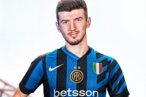 卡纳瓦罗：马洛塔很高兴能签下苏西奇，他毫无疑问能在意甲踢球