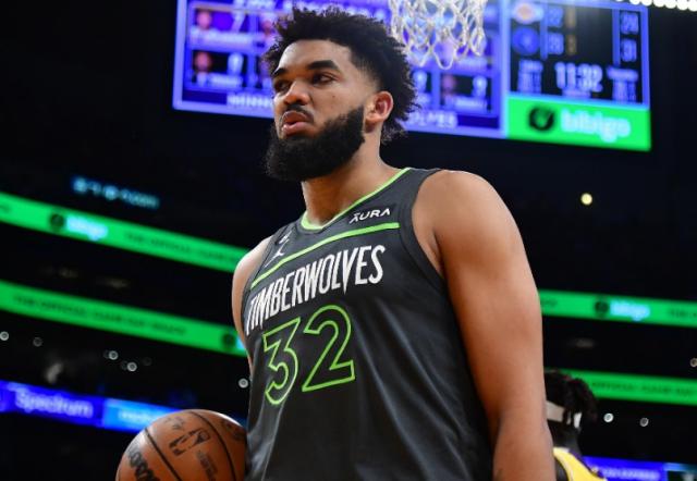 乐鱼体育官方平台-唐斯刷出近50年罕见纪录 60分先生里程悲尴尬收场