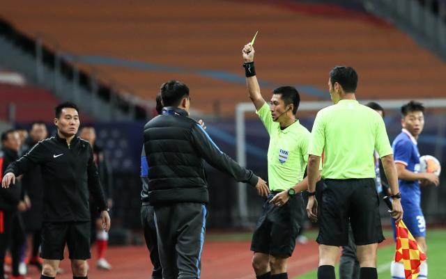 乐鱼体育官方平台-马宁等4人执法亚冠 中国裁判时隔15个月重现亚洲